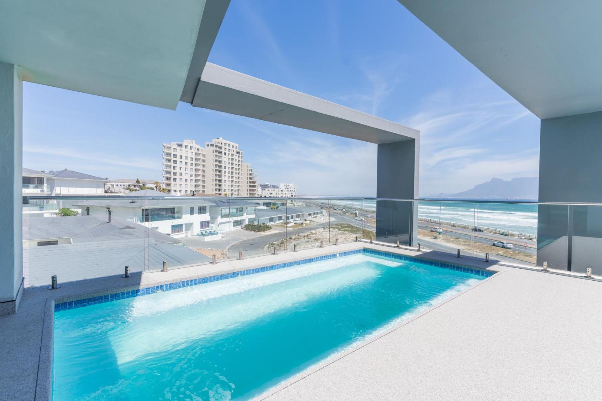 Blaauwberg Beach Hotel بلوبيرجستراند المظهر الخارجي الصورة